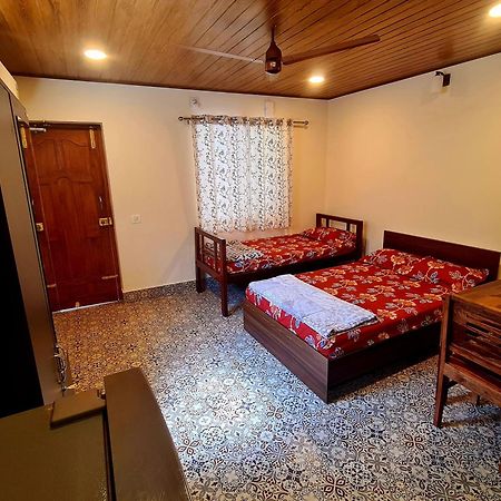 Sunny Smiles Homestay Mangalore Bagian luar foto