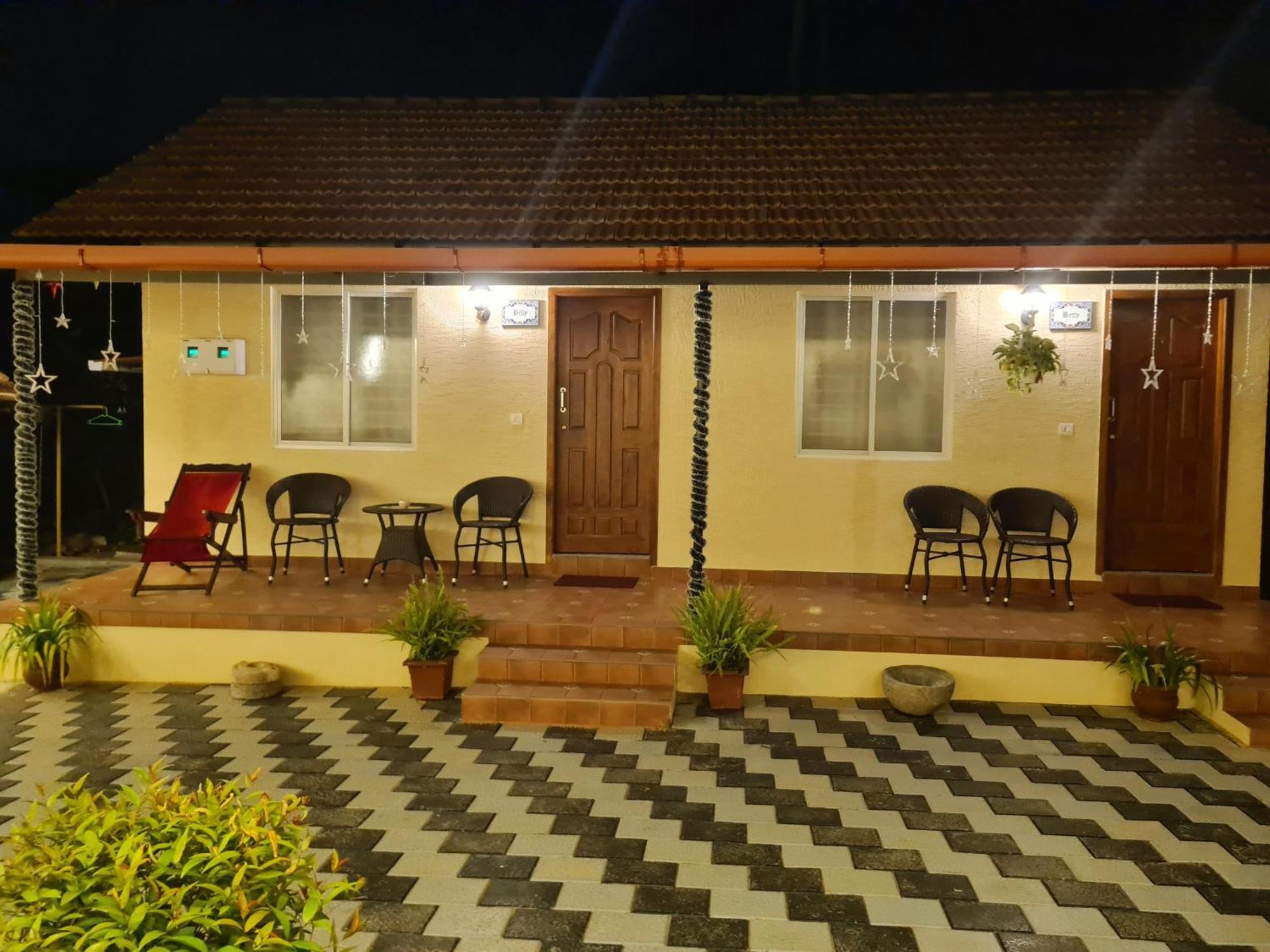Sunny Smiles Homestay Mangalore Bagian luar foto